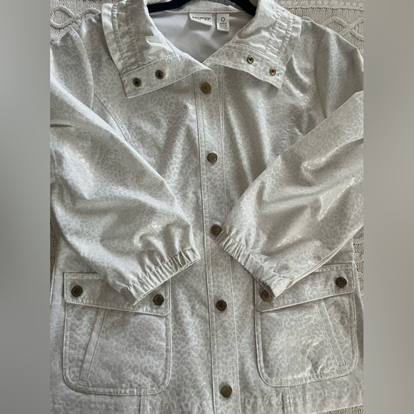 Chico’s Sleek White Jacket 3/4 Sleeve with Double front Pockets Women’s Size S - Picture 1 of 14